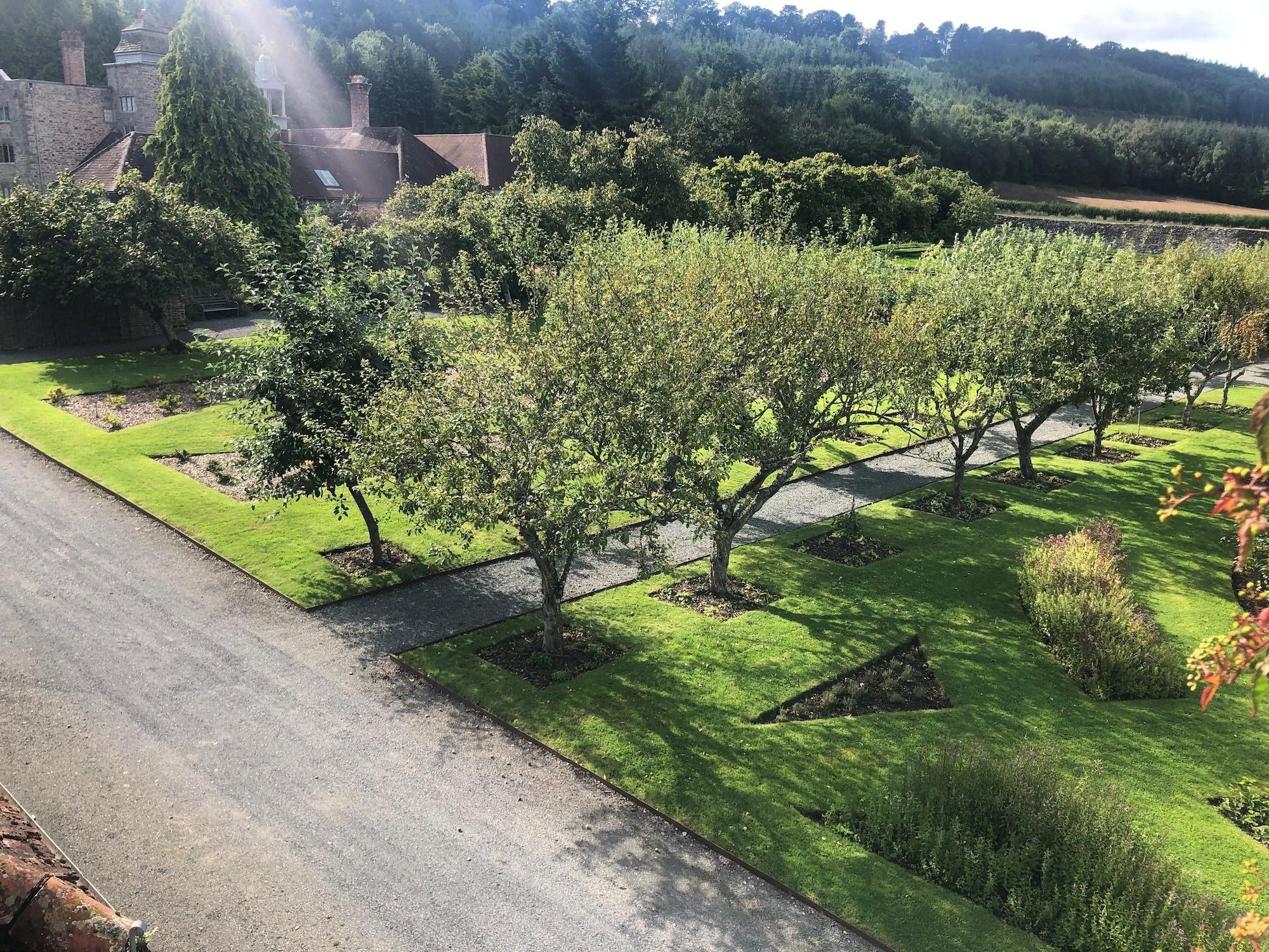 Llangoed Hall Bronllys Εξωτερικό φωτογραφία